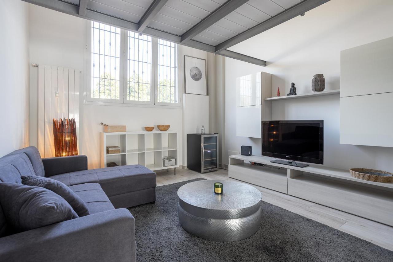 Navigli-Duomo Exclusive Design Loft Su Due Piani Con Wifi Daire Milano Dış mekan fotoğraf