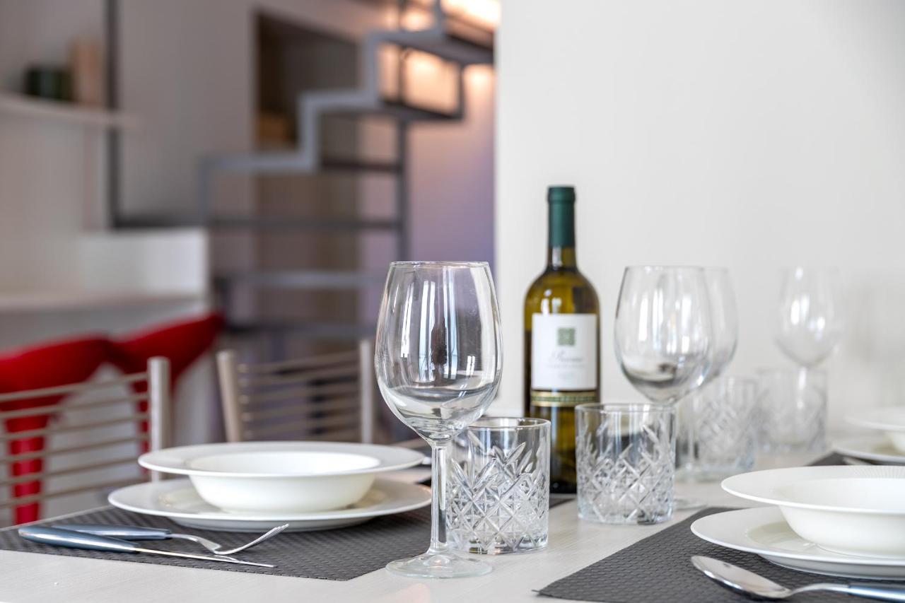 Navigli-Duomo Exclusive Design Loft Su Due Piani Con Wifi Daire Milano Dış mekan fotoğraf